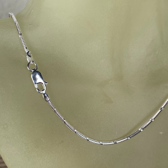 NEW 16" Real Solid Silver (not plated) Diamond Cut Snake Chain 1.5mm - Picture 2 of 6